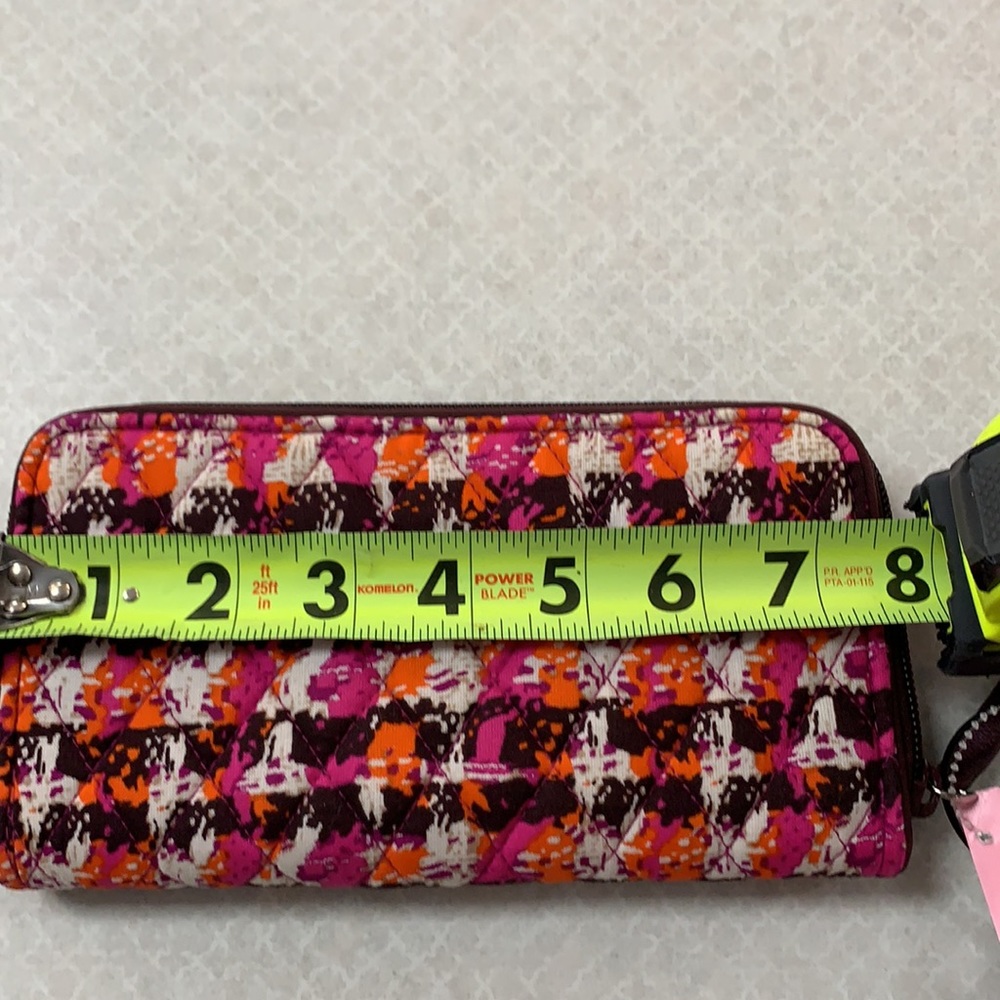 Vera Bradley Quilted Zip Wallet in Pink Orange Brown Pattern - Picture 5 of 6